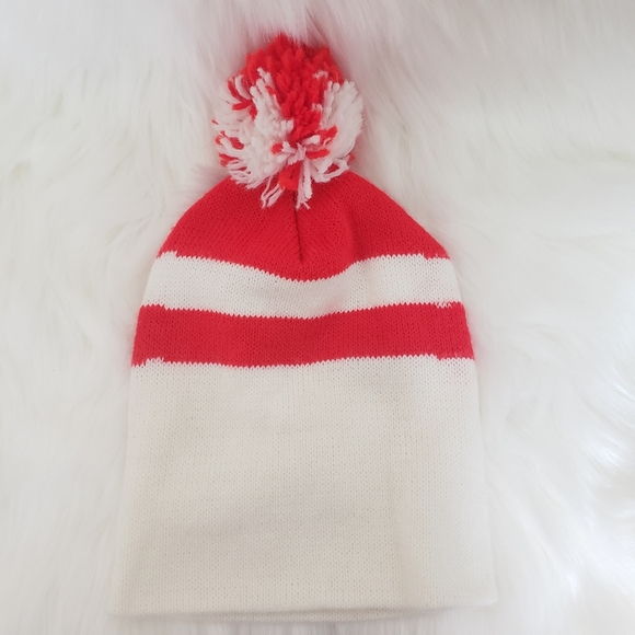 Vintage 1958 Orlon Peanuts Snoopy Kissing Lucy Winter Acrylic Cap - Picture 7 of 10